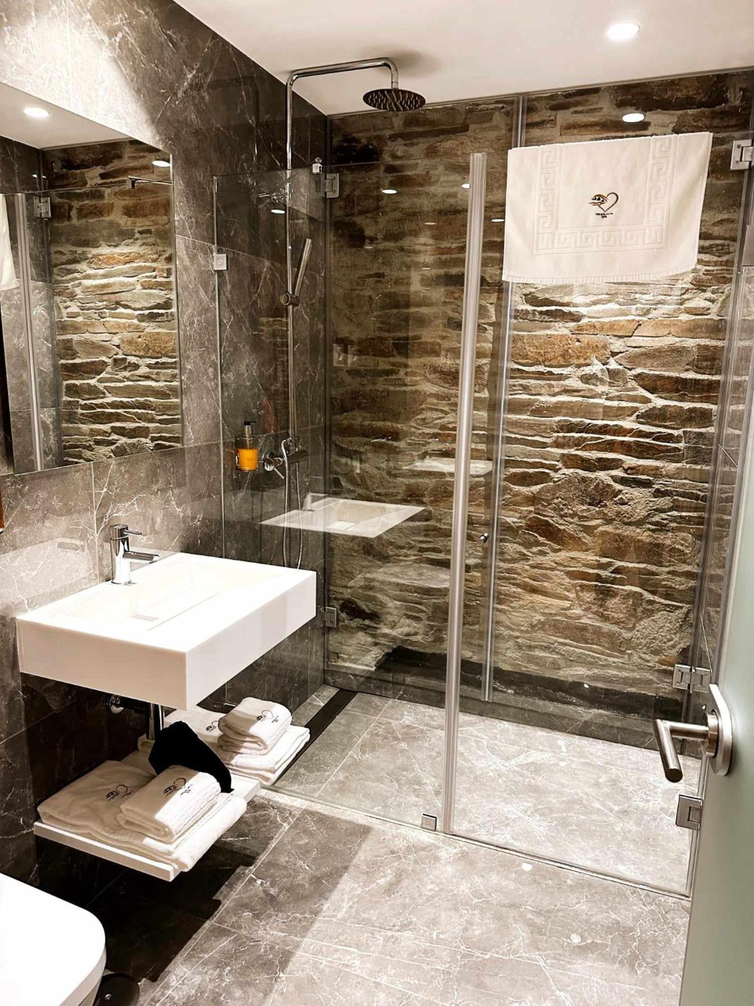 Coracao Do Tua Hotel